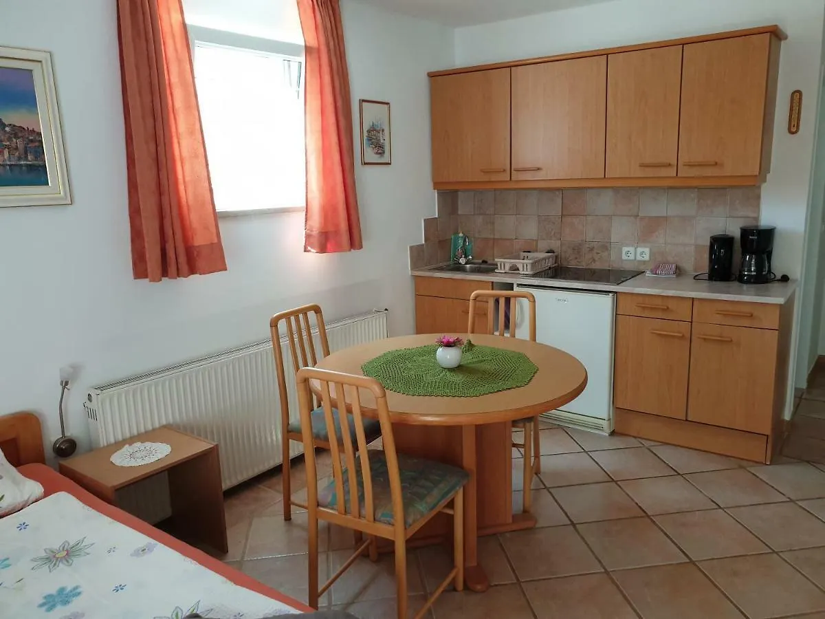 Apartmenthaus Fa Ровинь Хорватия