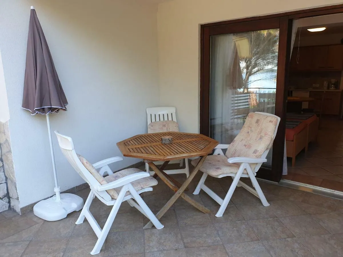 Apartmenthaus Fa Ровинь Апартаменты